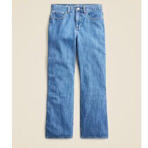 NWT - J.Crew Mid Rise Relaxed Kickout Jean - Sz 28